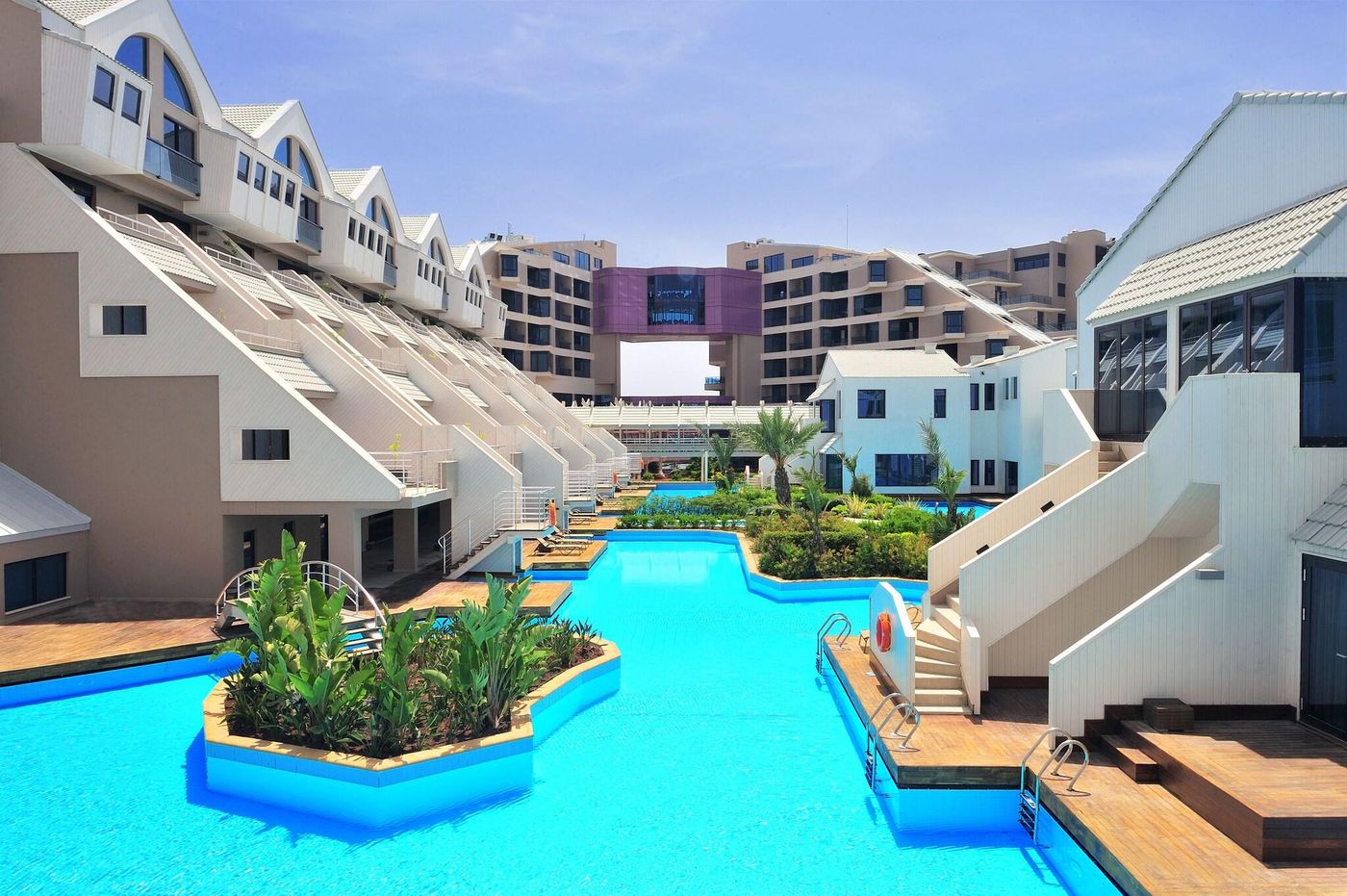 Susesi-Luxury-Resort-Pool-4