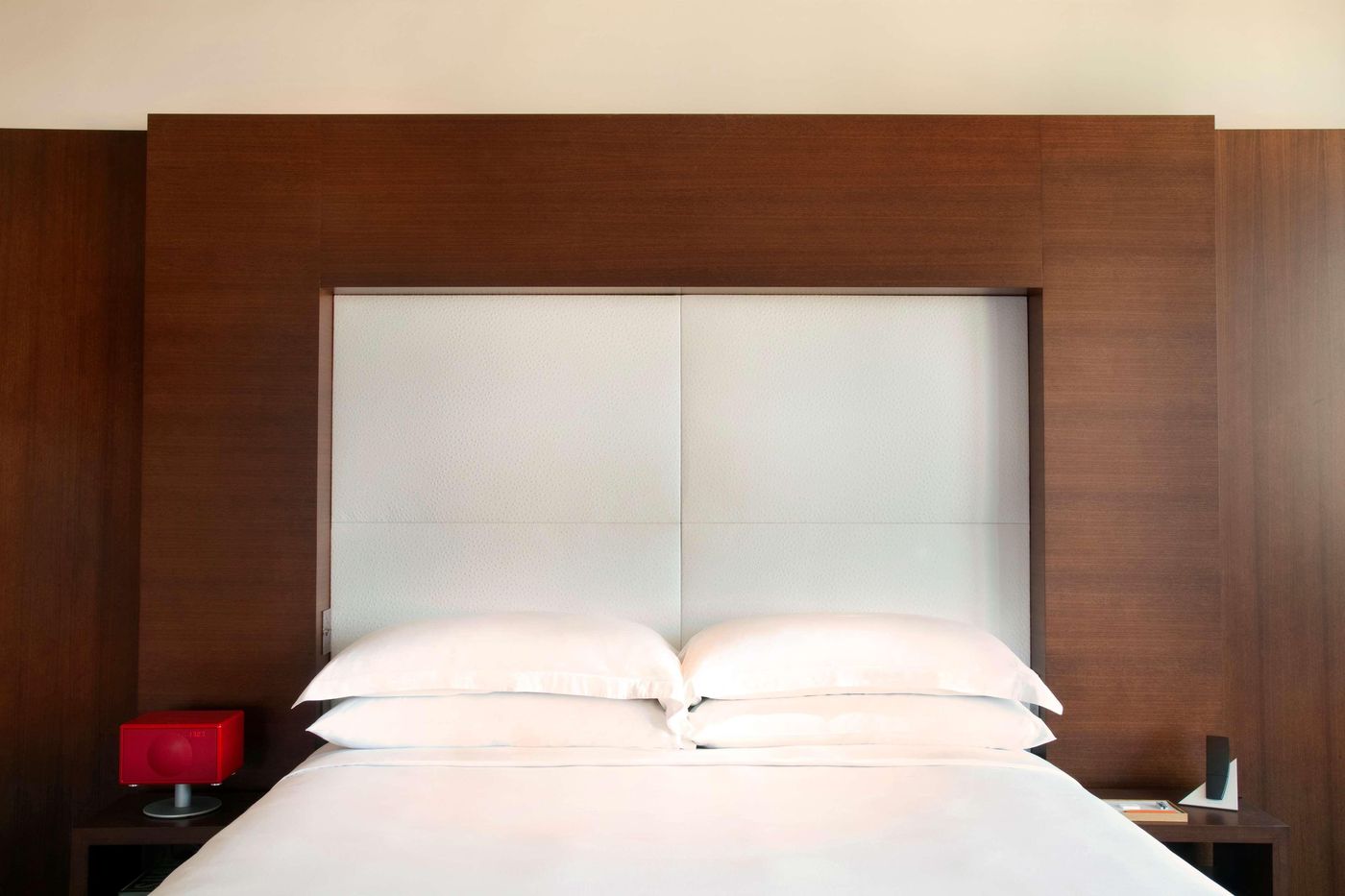 Andaz-West-Hollywood-a-concept-by-Hyatt-Room-41