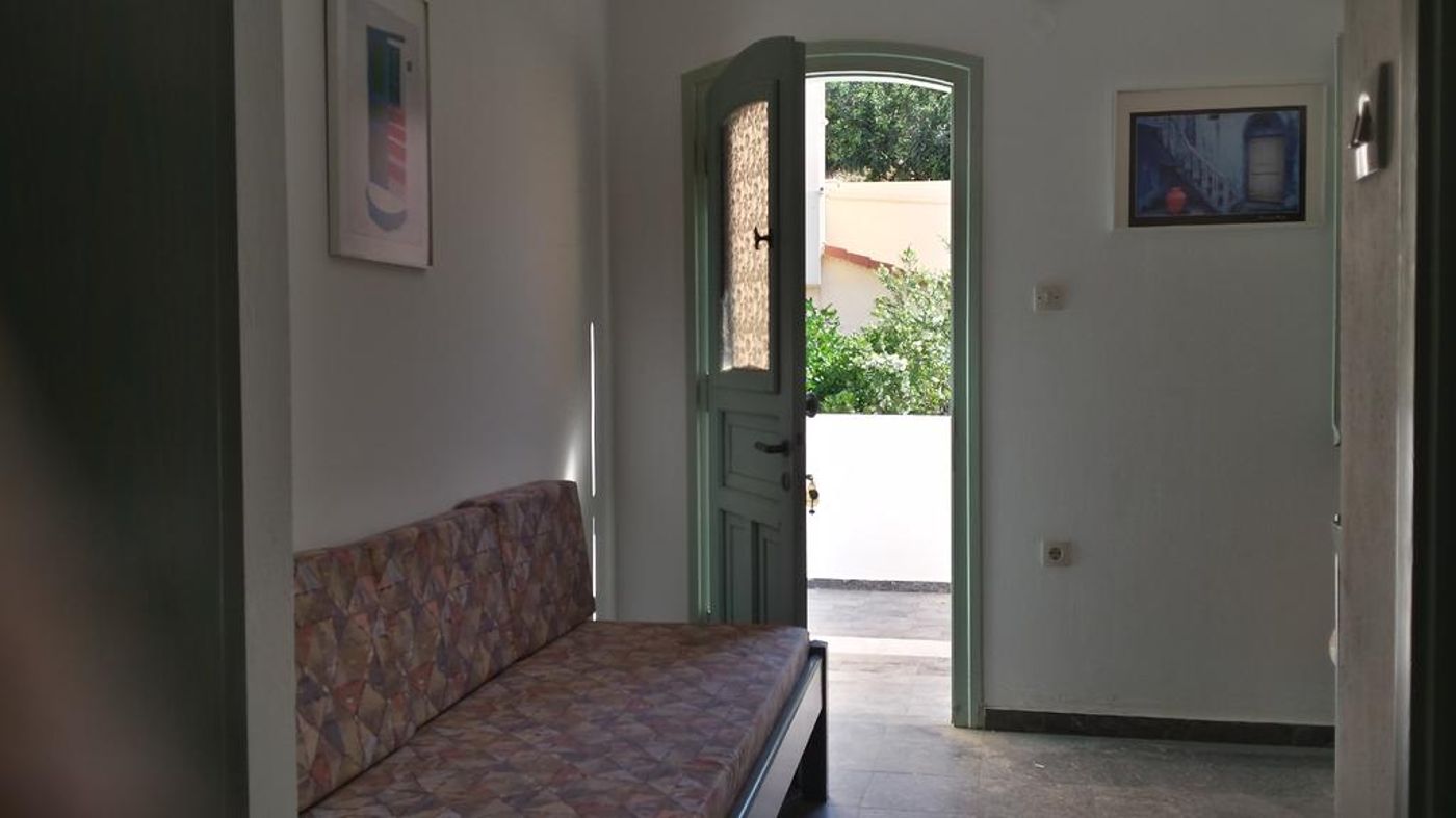 Amazones Sun Studios