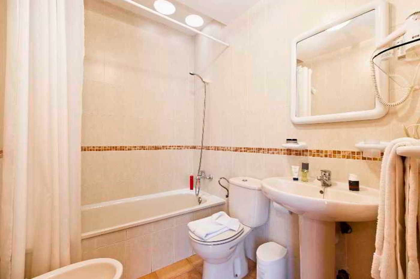 Villas-del-Sol-Room-30