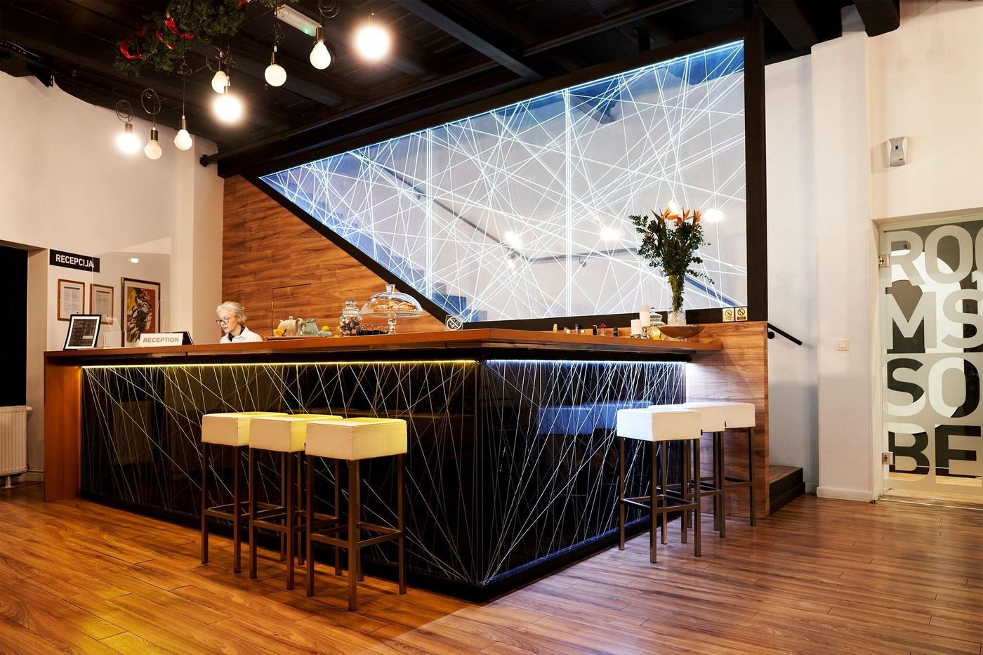 Art Hotel Like-Croatia-Zagreb-Lobby-6