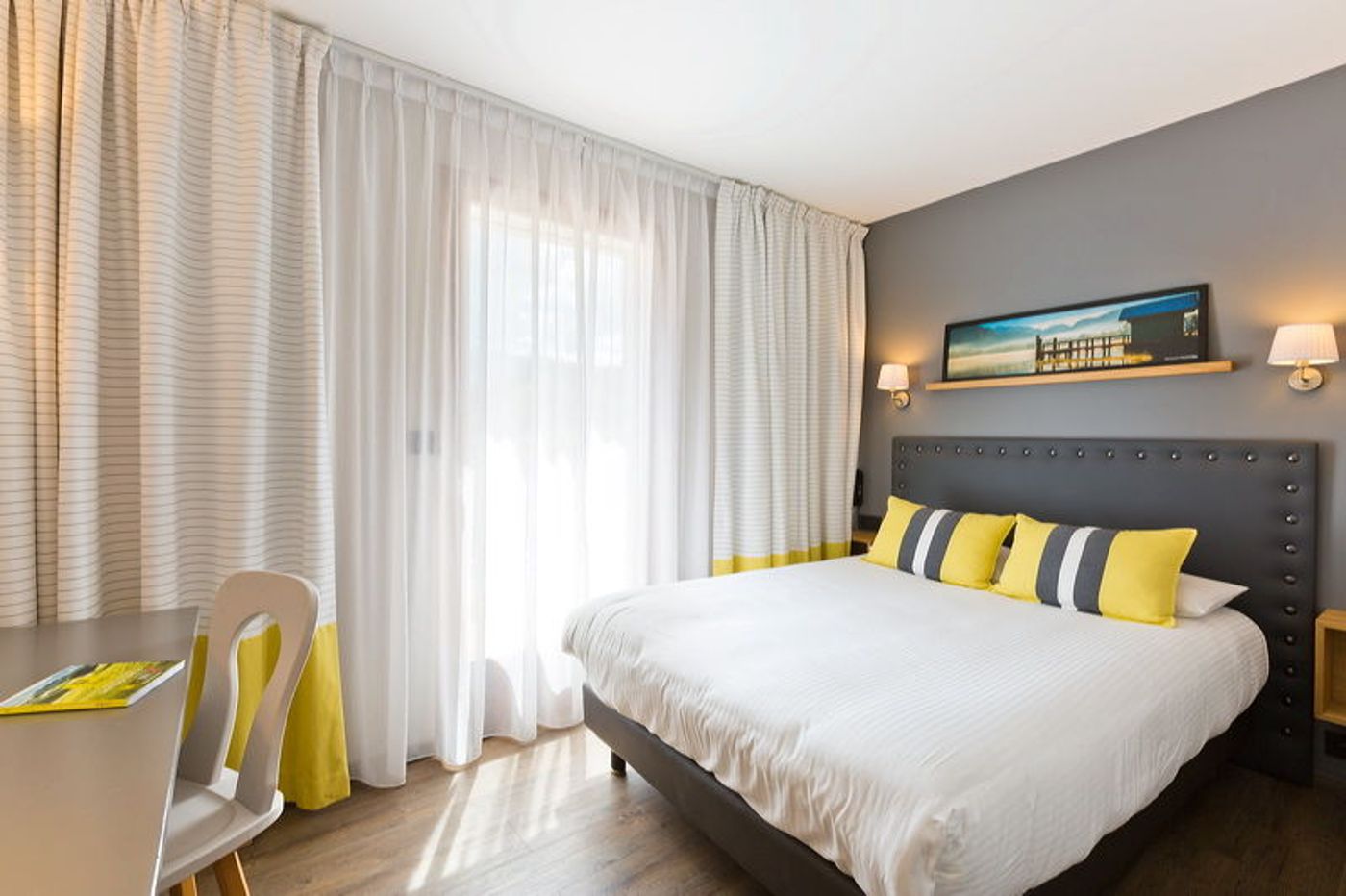 Logis Hotel Arcalod - Grand Parc-France-DOUSSARD-Room-9