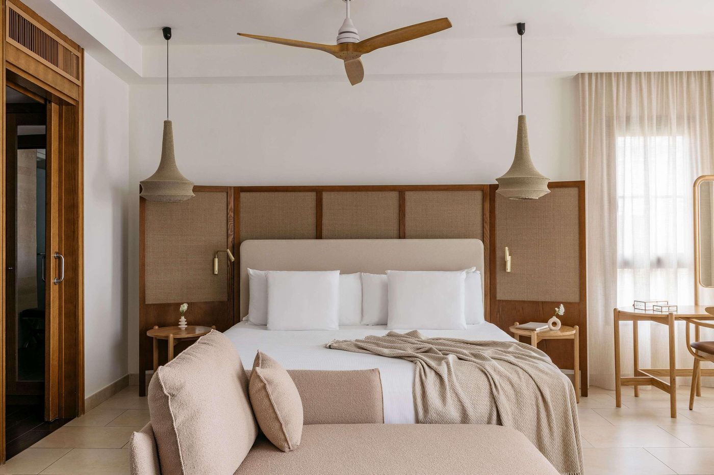 Gran-Melia-Palacio-de-Isora-Room-42