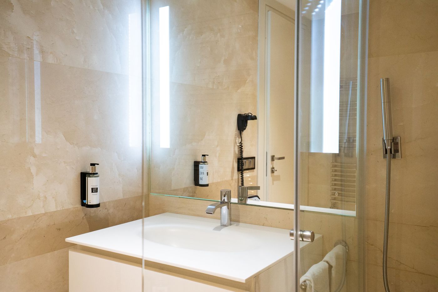 Gran-Via-Centric-II-Room-34