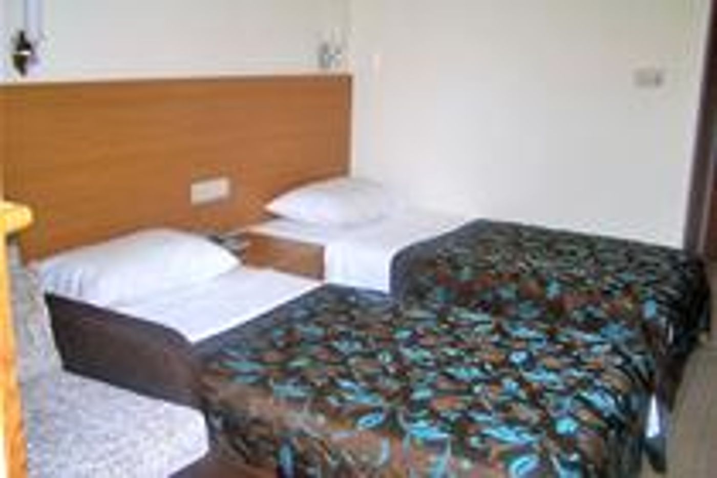 Perdikia Beach Hotel