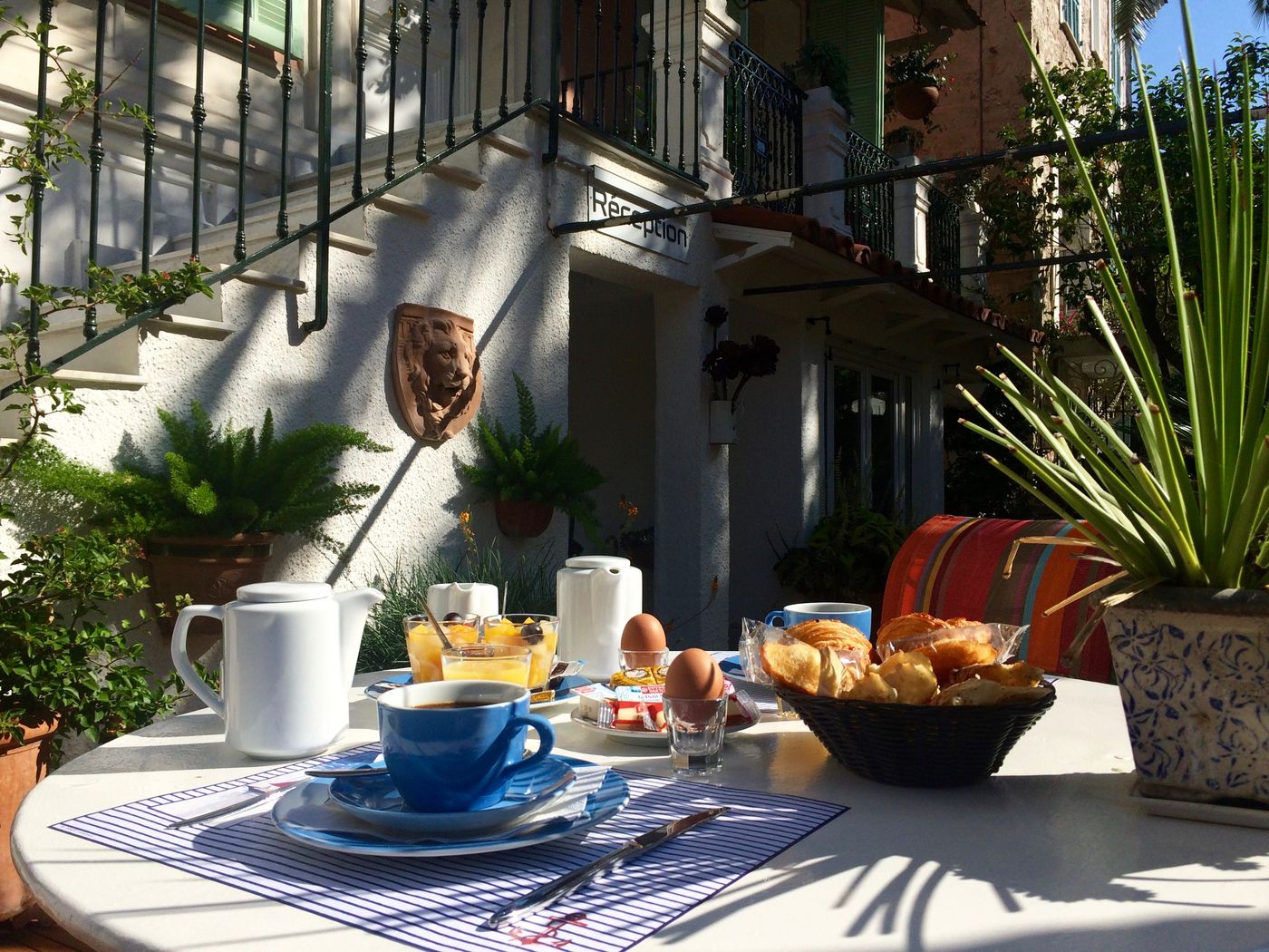 Villa-Rose-Terrace-8