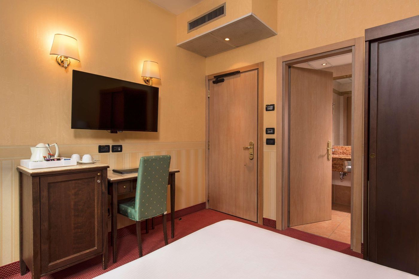 Best-Western-Hotel-Tritone-Room-26