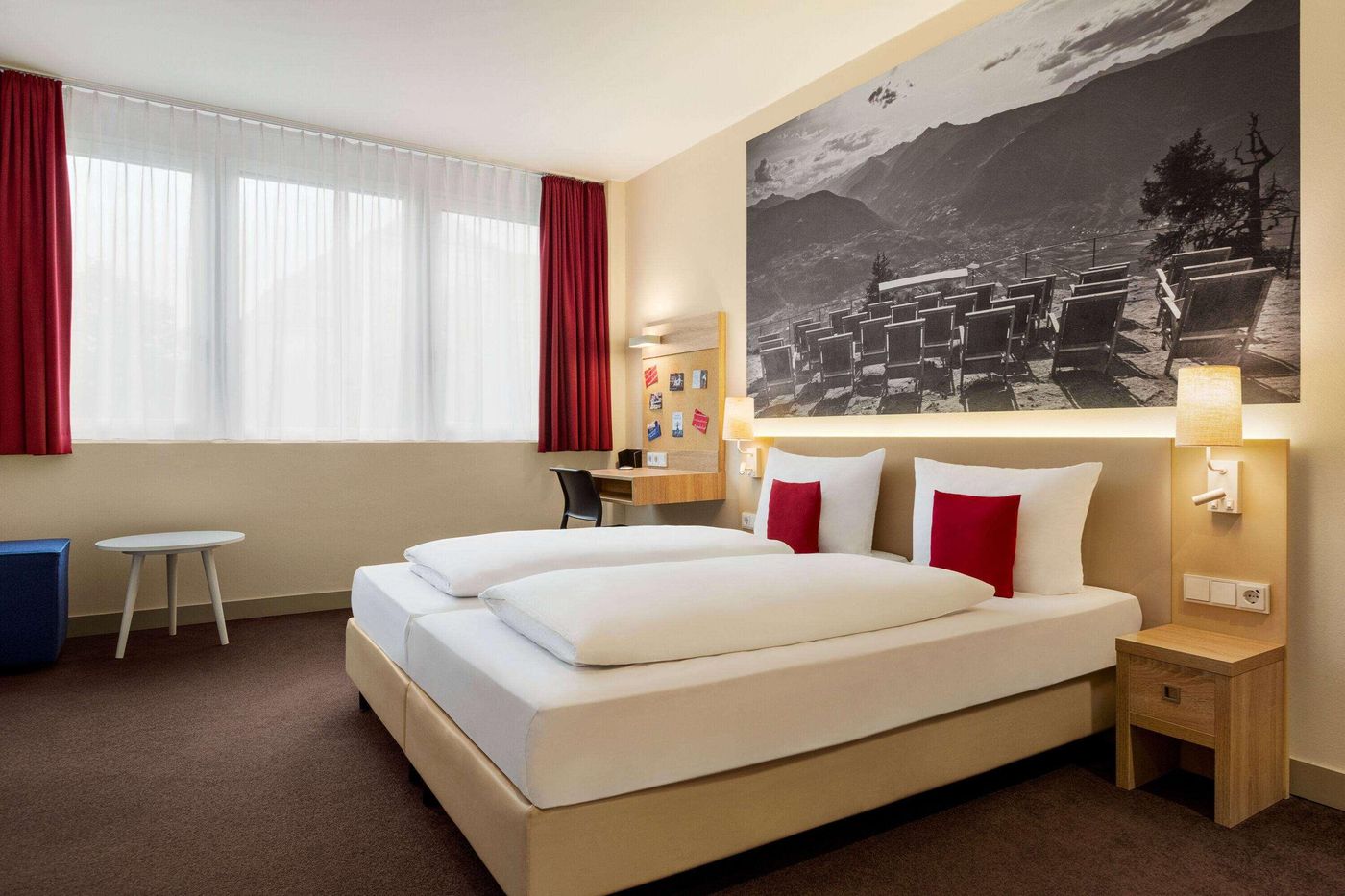 Vienna-House-Easy-by-Wyndham-Munich-Room-20