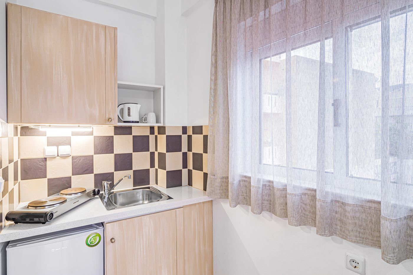 Happy-Days-Studios-Room-47