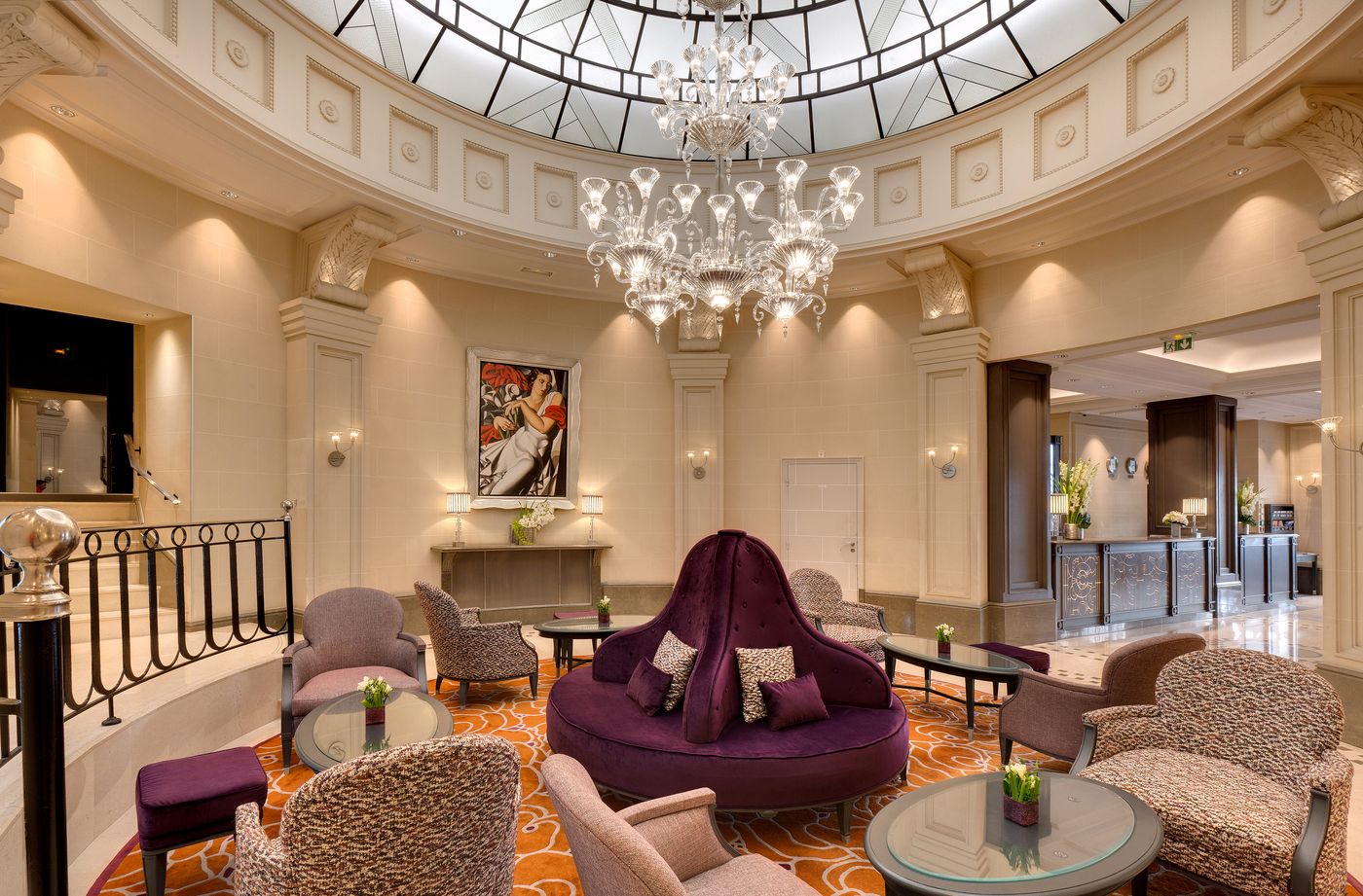 Chateau-Frontenac-Lobby-13