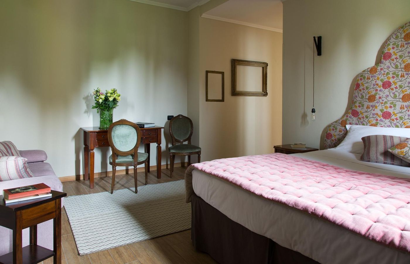 Brusco Rooms-Italy-CAPIAGO INTIMIANO-Room-9