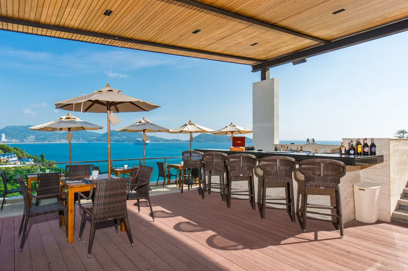 Wyndham Grand Phuket Kalim Bay 03