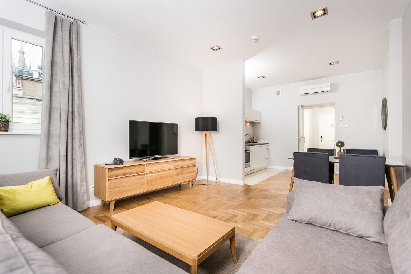 Venetian-House-Market-Square-Aparthotel-Room-55