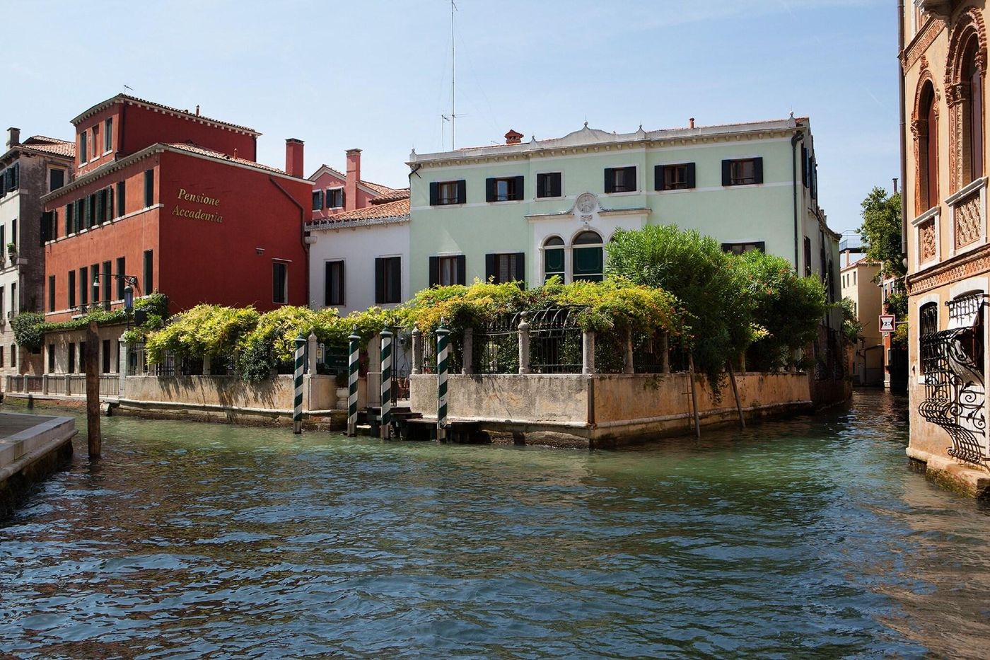 Pensione-Accademia---Villa-Maravege-General-view-2