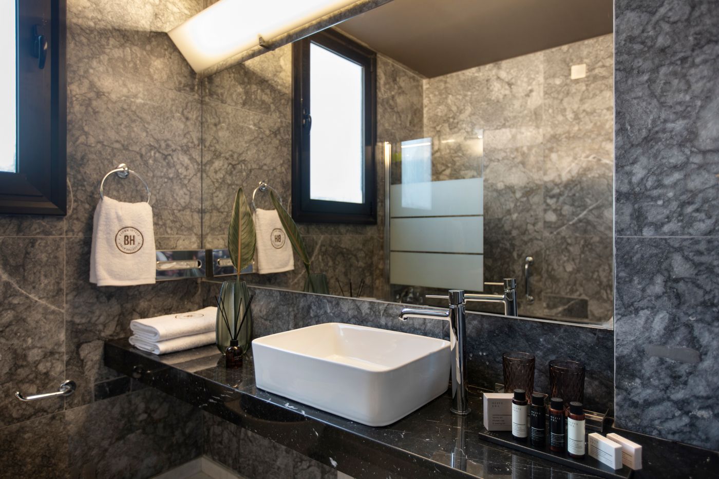 Brown-Acropol--a-member-of-Brown-Hotels-Room-30