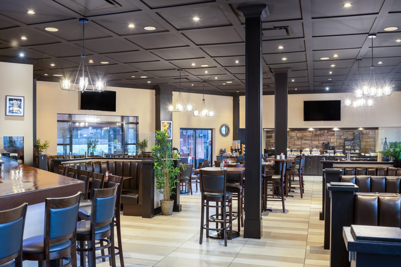 Holiday-Inn-Vancouver-Airport-Restaurant-28