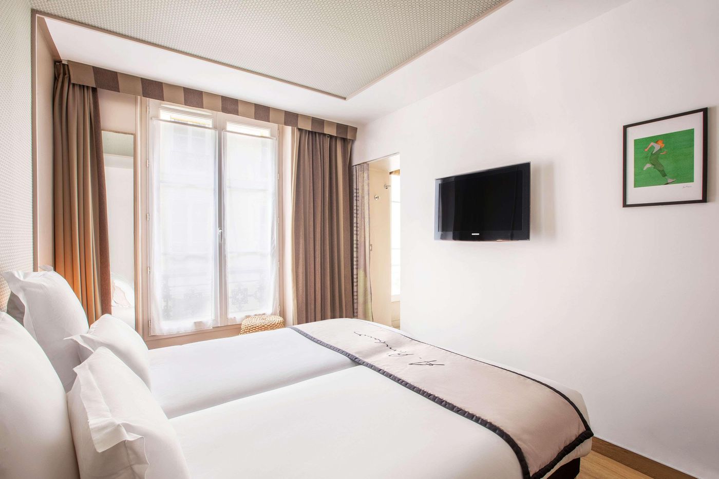 Hotel-Litteraire-Arthur-Rimbaud--BW-Signature-Coll-Room-33