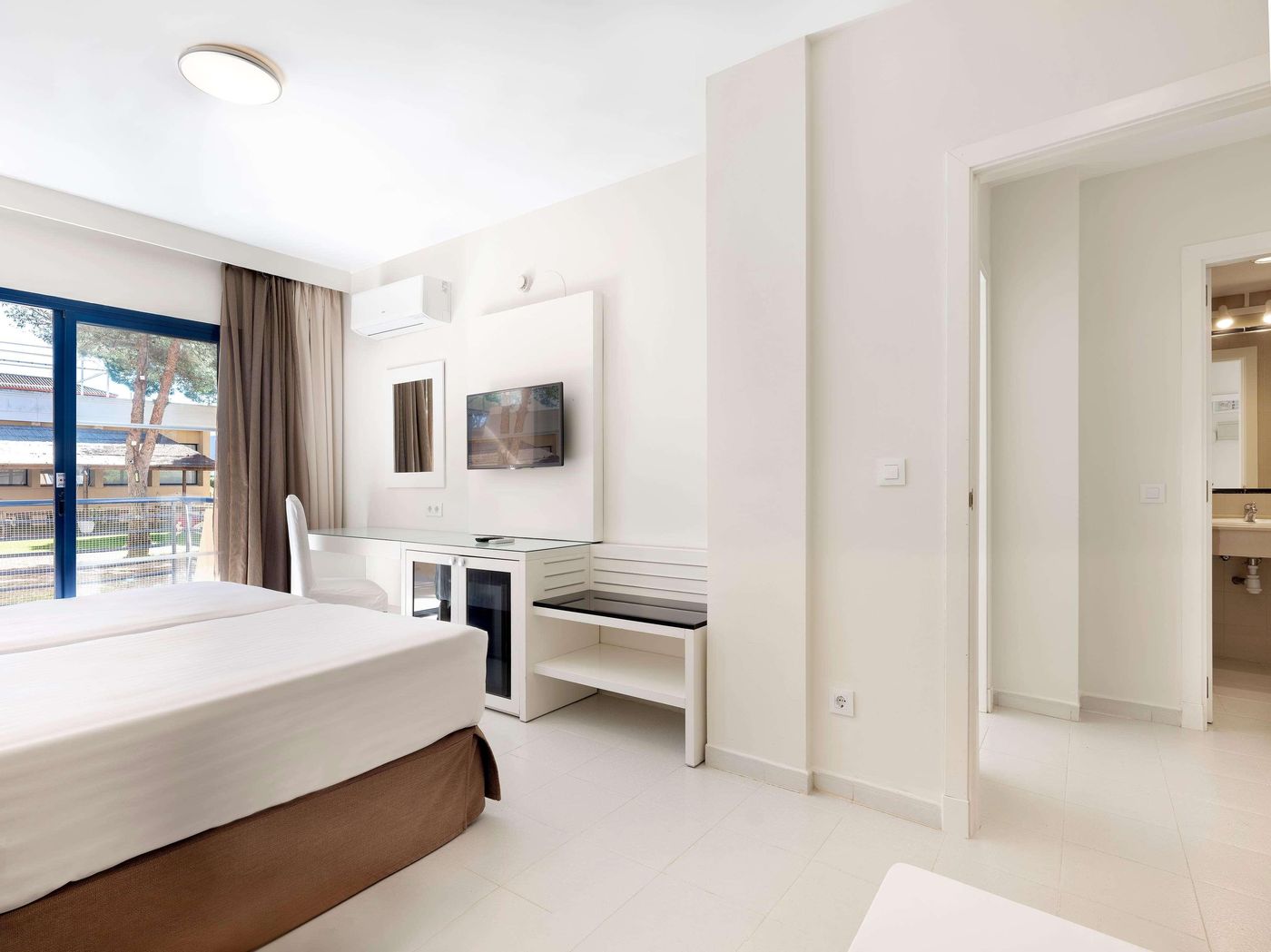 Sol-Sancti-Petri-Apartamentos-Room-32