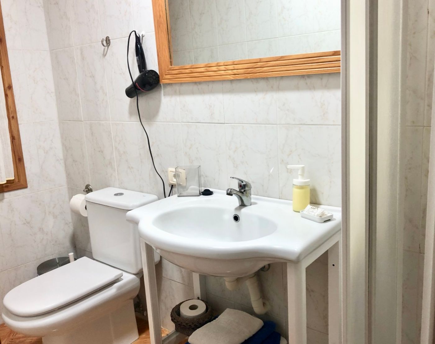 Estrella-Del-Norte-Room-33