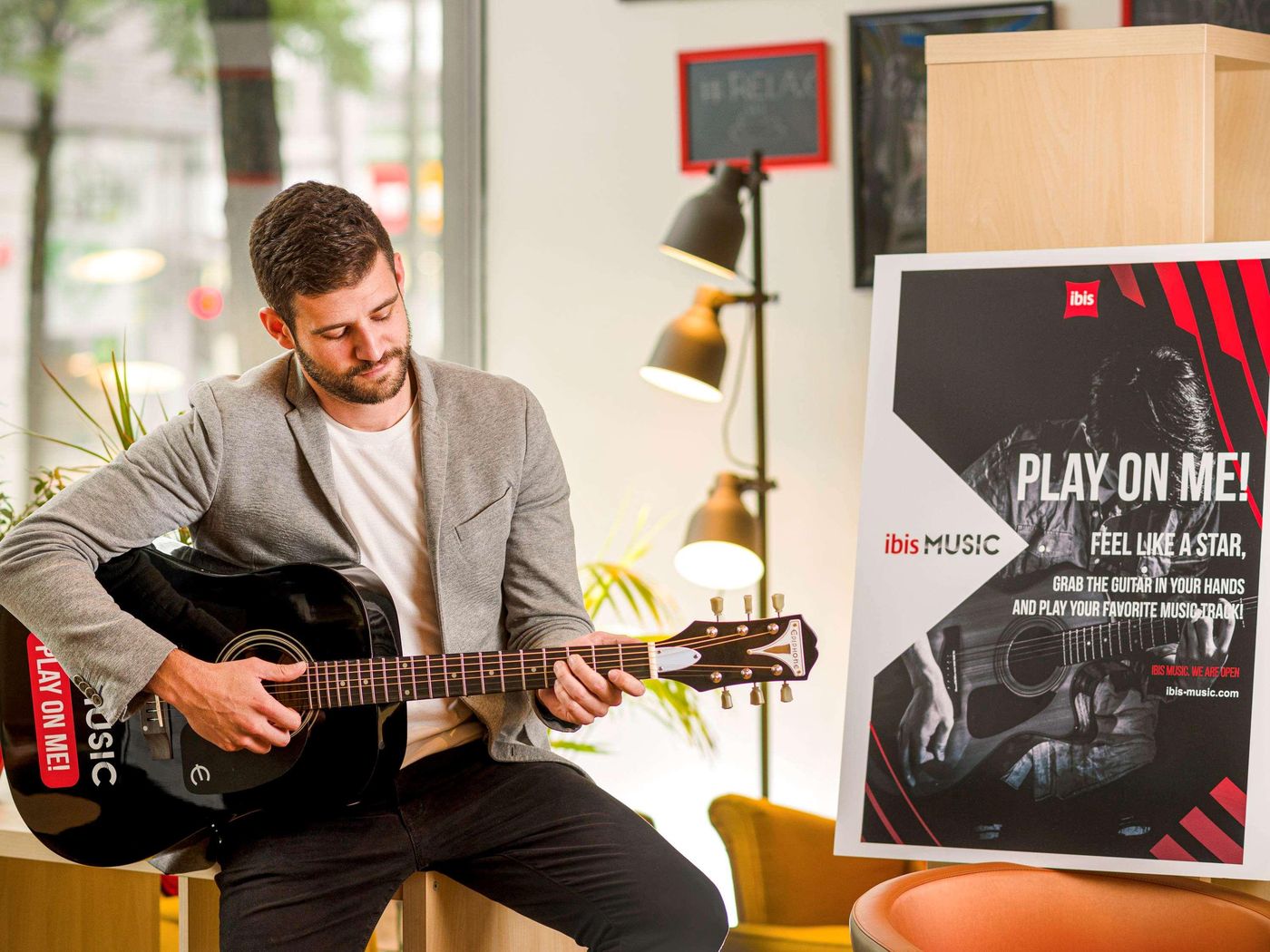 HOTEL-IBIS-MALA-STRANA-PRAHA-Bar-35