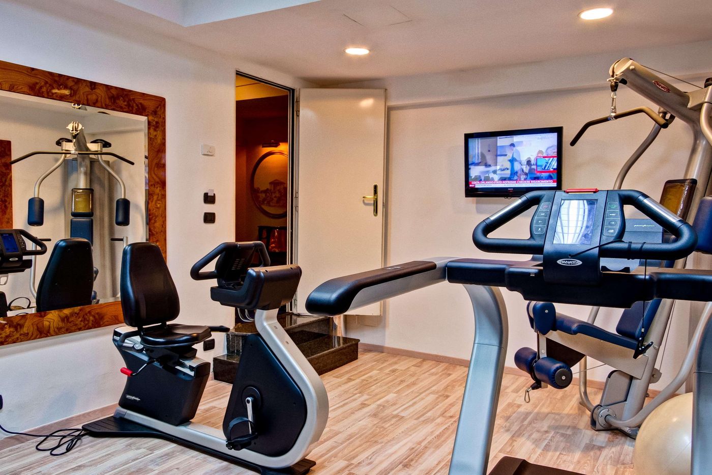 BEST-WESTERN-Hotel-Rivoli-Sports-and-Entertainment-60