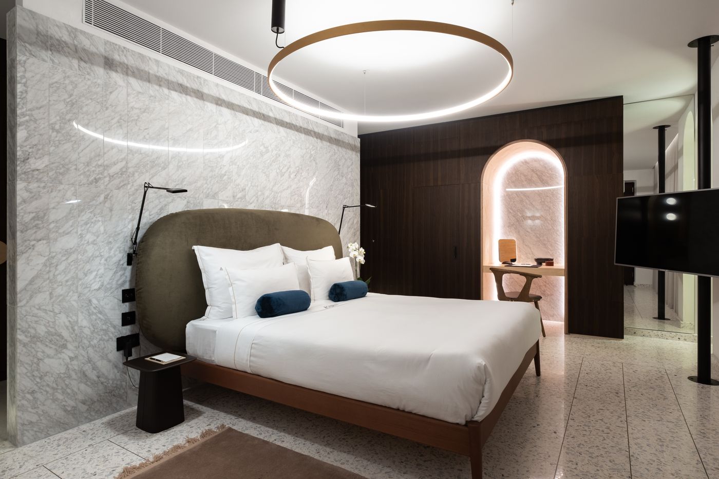 12 Don Pietro 01.jpg