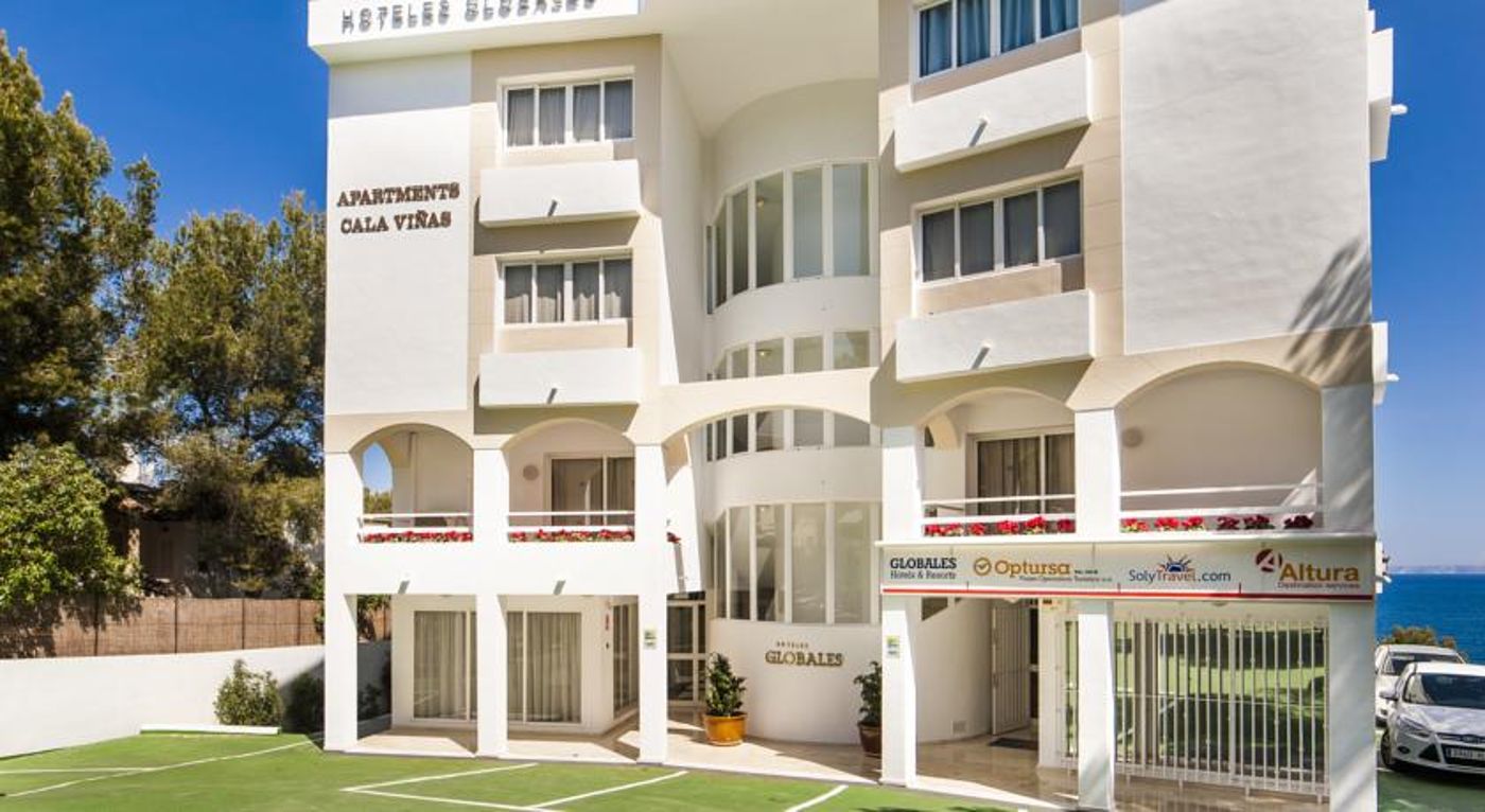 Globales Cala Vinas Apartments