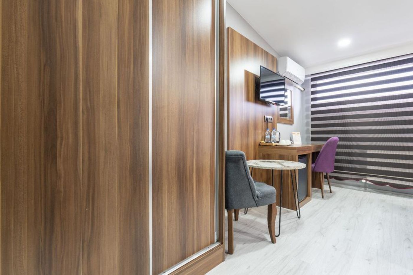 Monezza-Hotel-Room-51