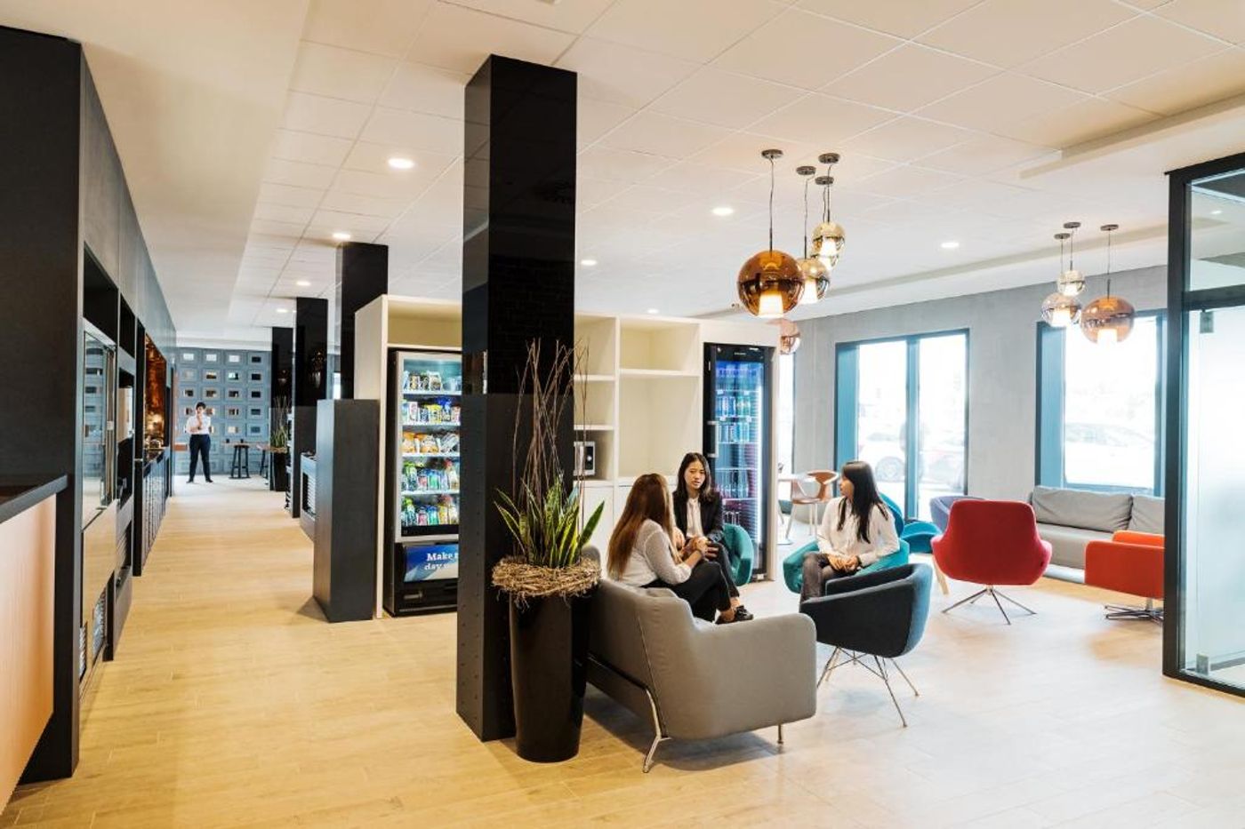 B&B Hotel Zurich Airport Rumlang-Switzerland-ZÚRICH-Lobby-6