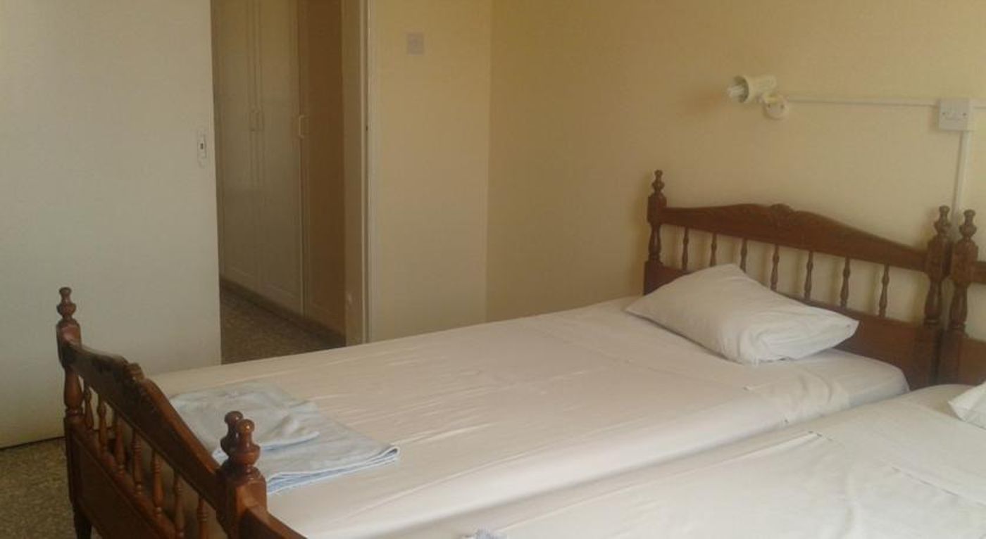 Maricosta Apartments