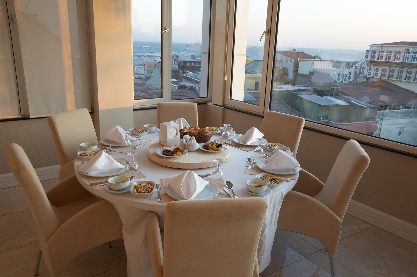 Martinenz-Hotel-Terrace-1