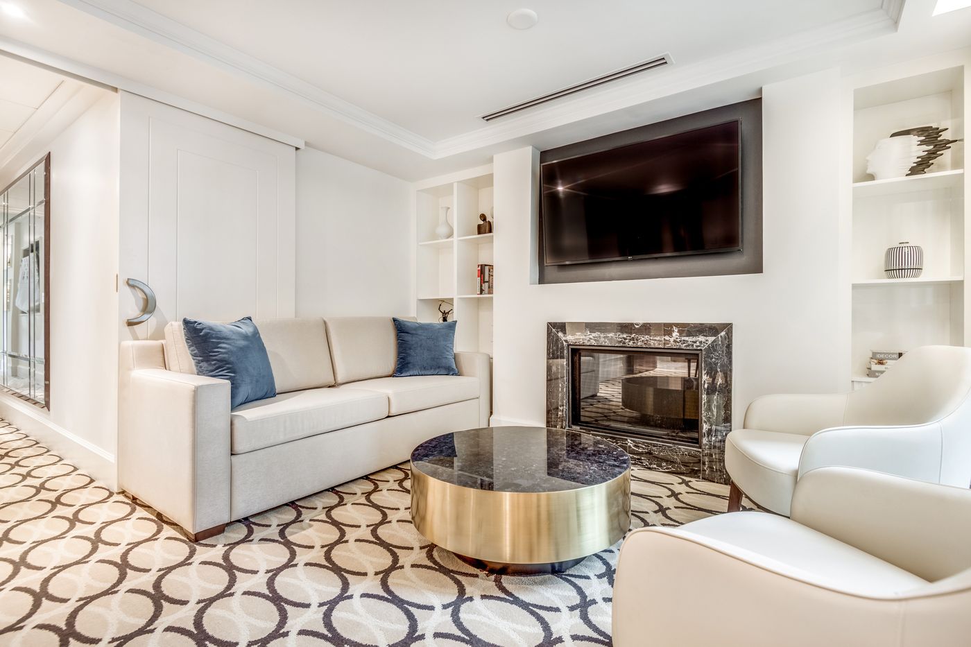 Azur-Legacy-Collection-Hotel-Room-2