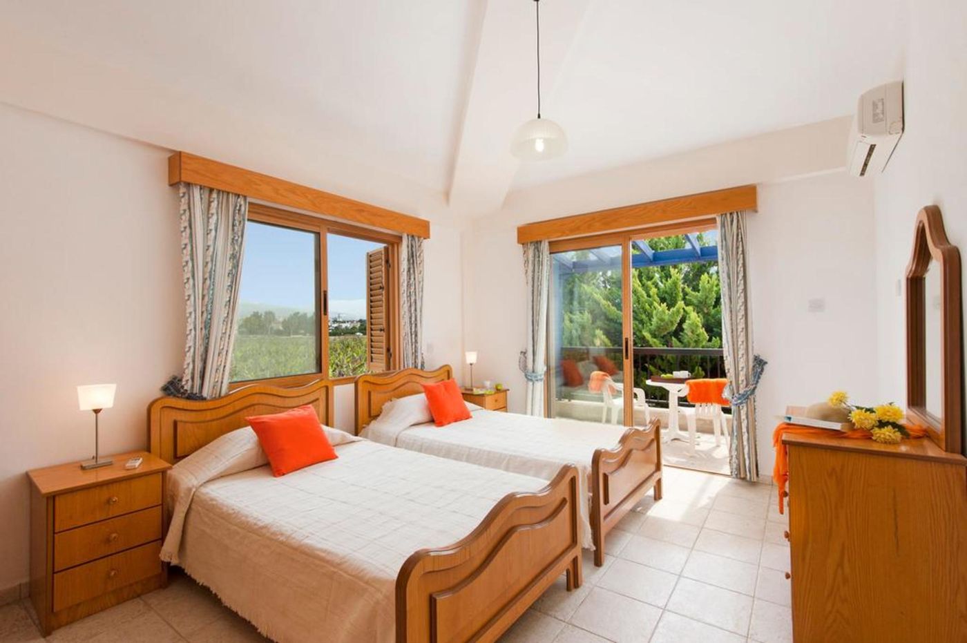 Panareti-Coral-Bay-Resort-Room-19