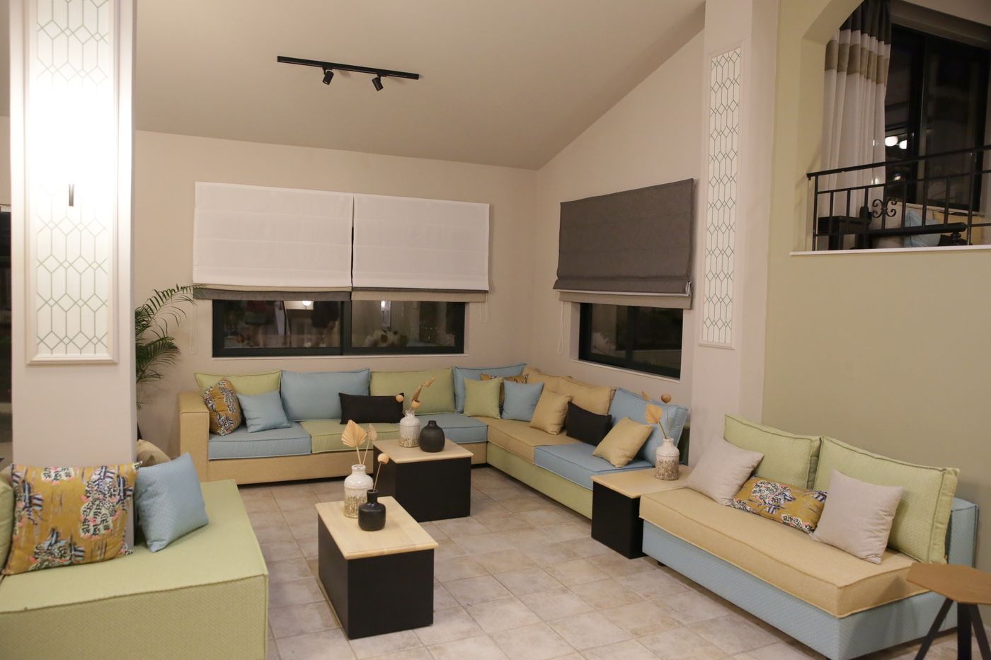 Anastasia-Hotel-Lobby-52