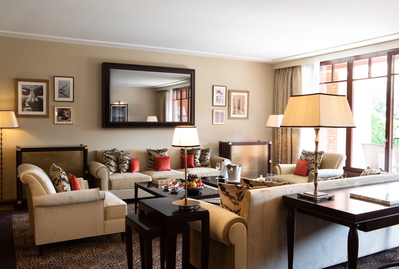 La-Reserve-Geneve---Hotel-Spa-and-Villa-Room-12