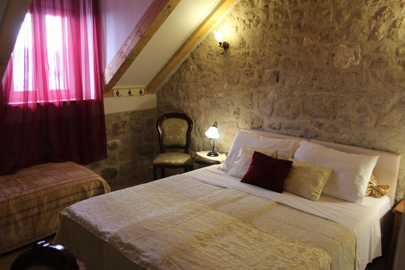 Hotel-Villa-Sigurata-Room-11