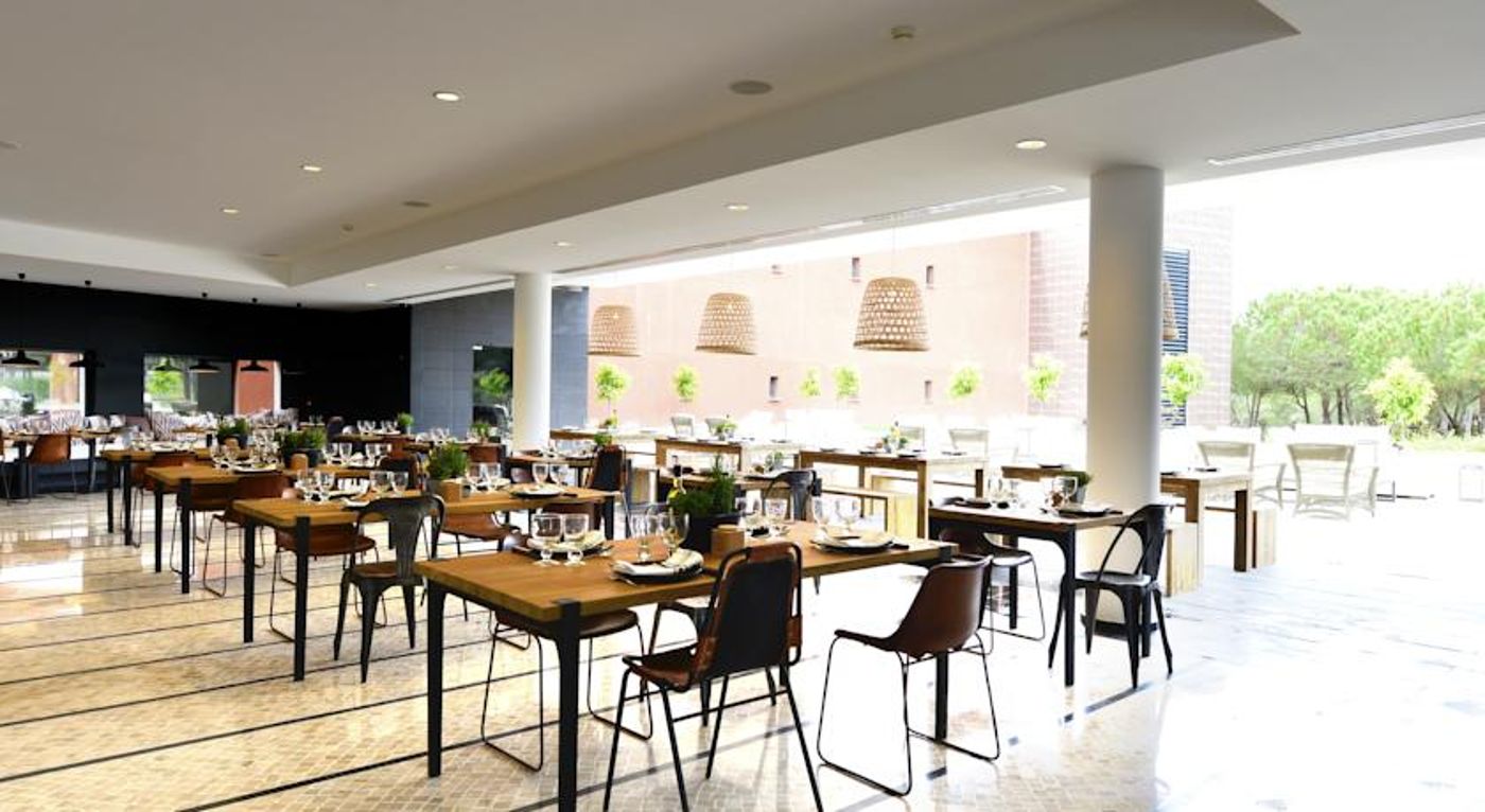 Praia Verde Suite Hotel