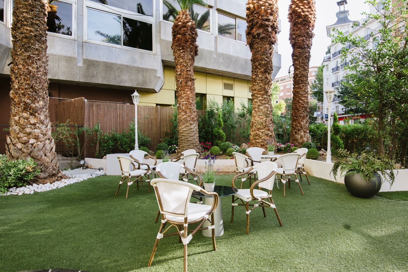 Courtyard-Madrid-Princesa-Terrace-2