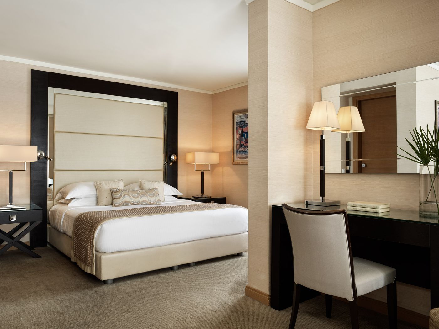 Galaxy-Hotel-Iraklio-Room-20