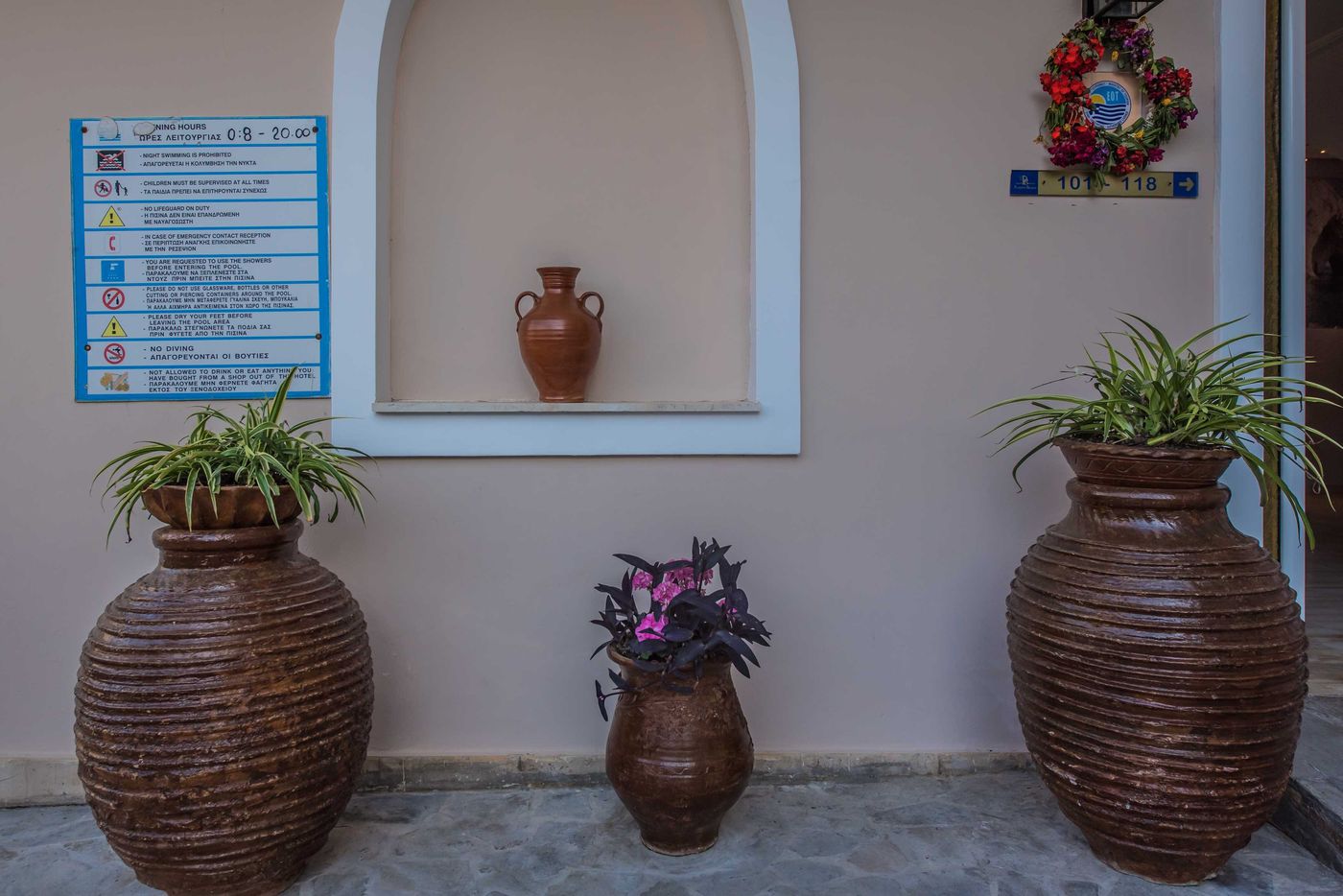 Planos-Beach-Aparthotel-General-view-47