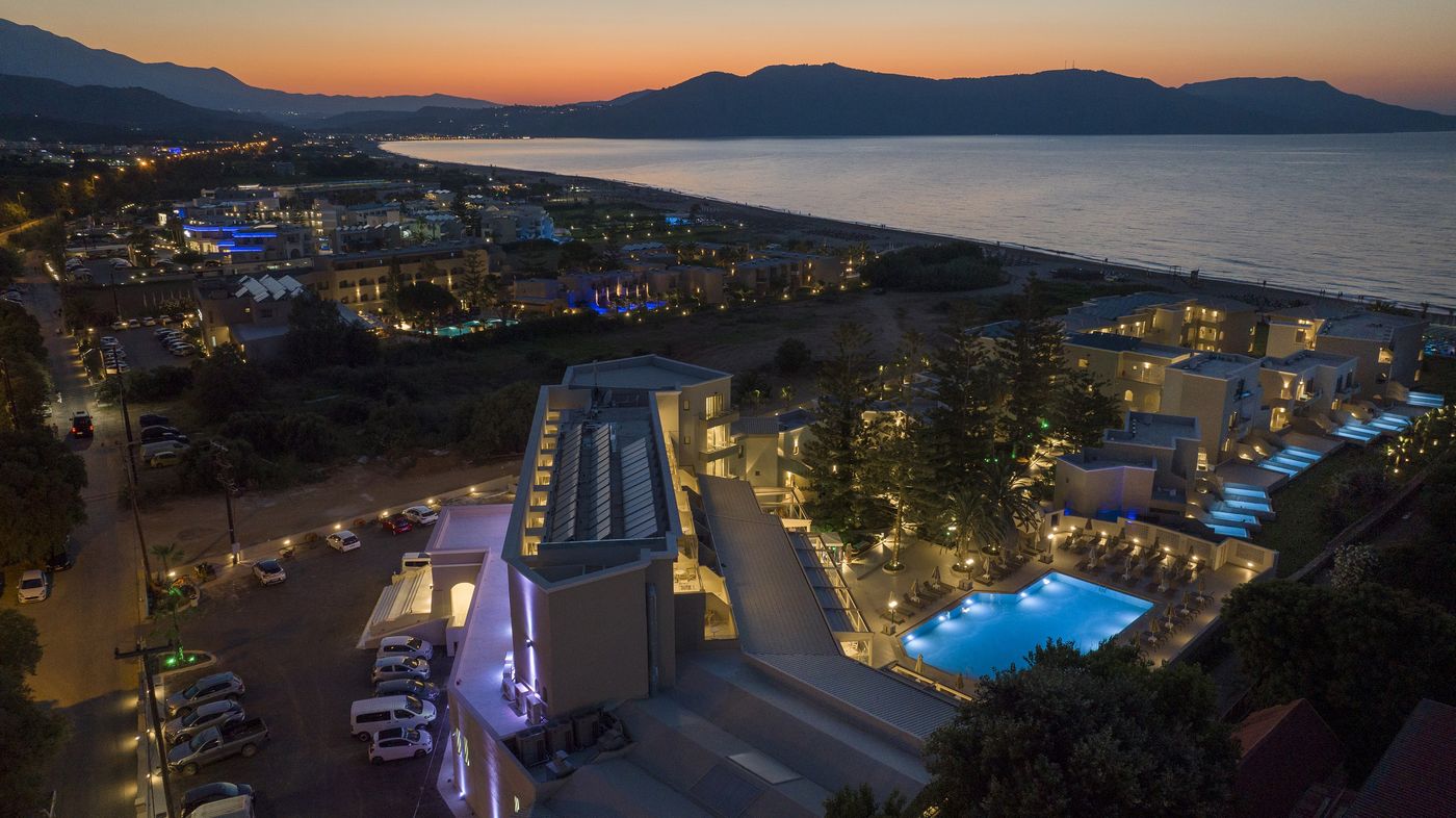 Vantaris-Luxury-Beach-Resort-General-view-15