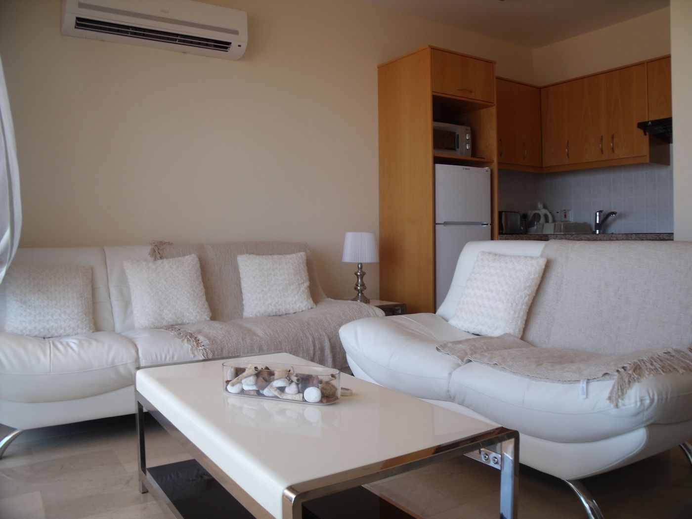 Akamas-Health-Farm-And-Spa-Room-15