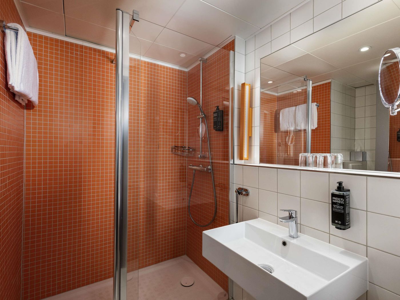 ibis-Styles-Berlin-Treptow-Room-49