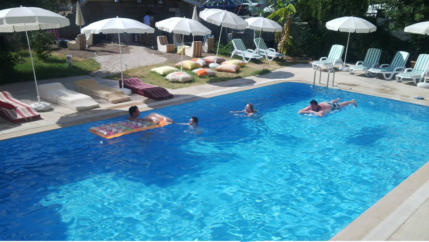 Zeus-Turunc-Hotel-Pool-3