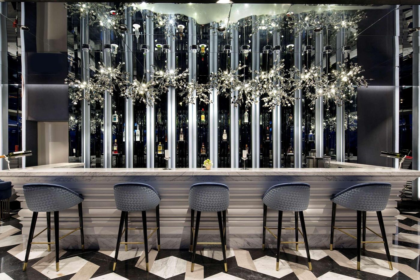 Doubletree-By-Hilton-Istanbul-Piyalepasa-Restaurant-9