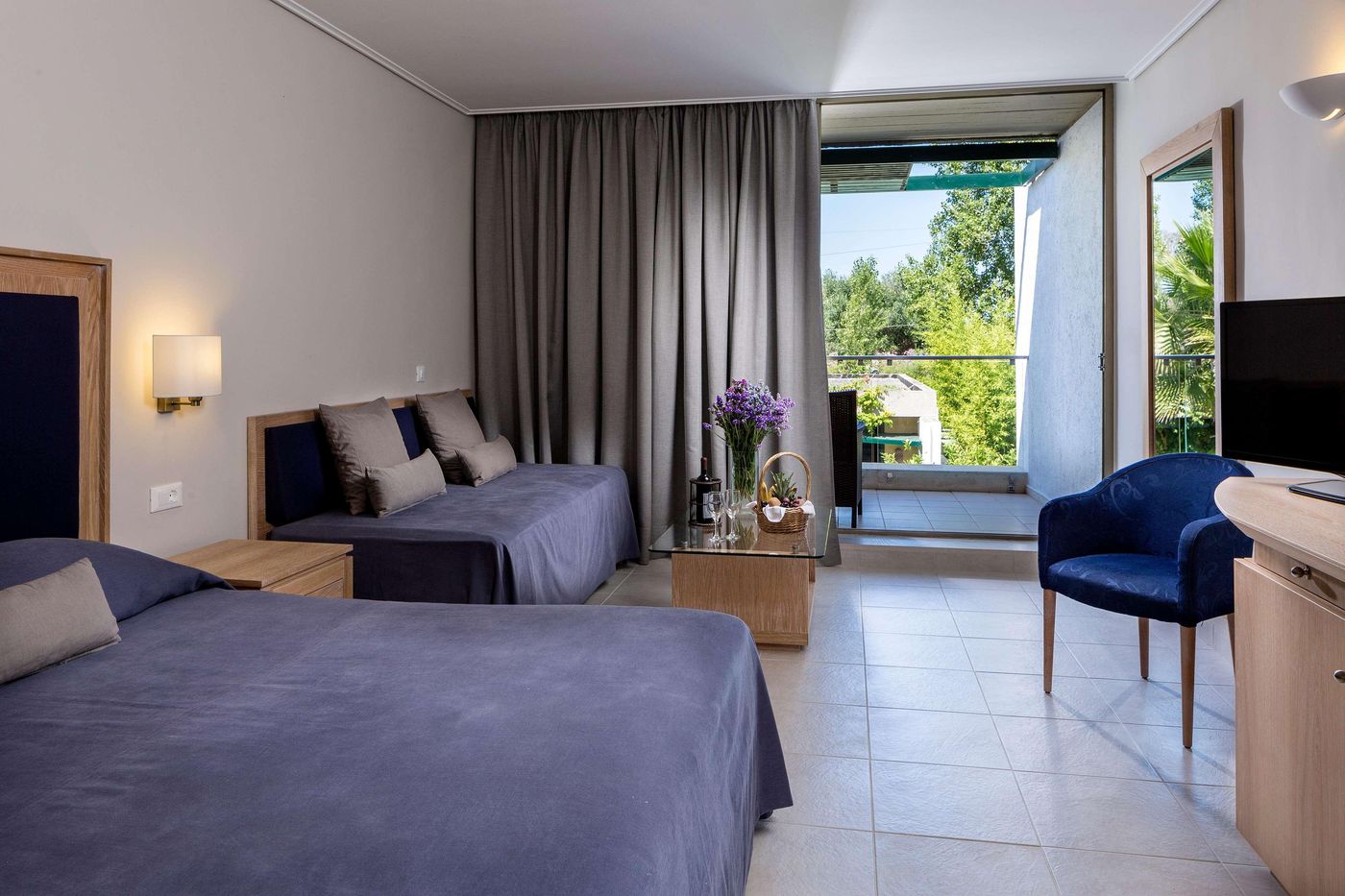 Kontokali-Bay-Room-31