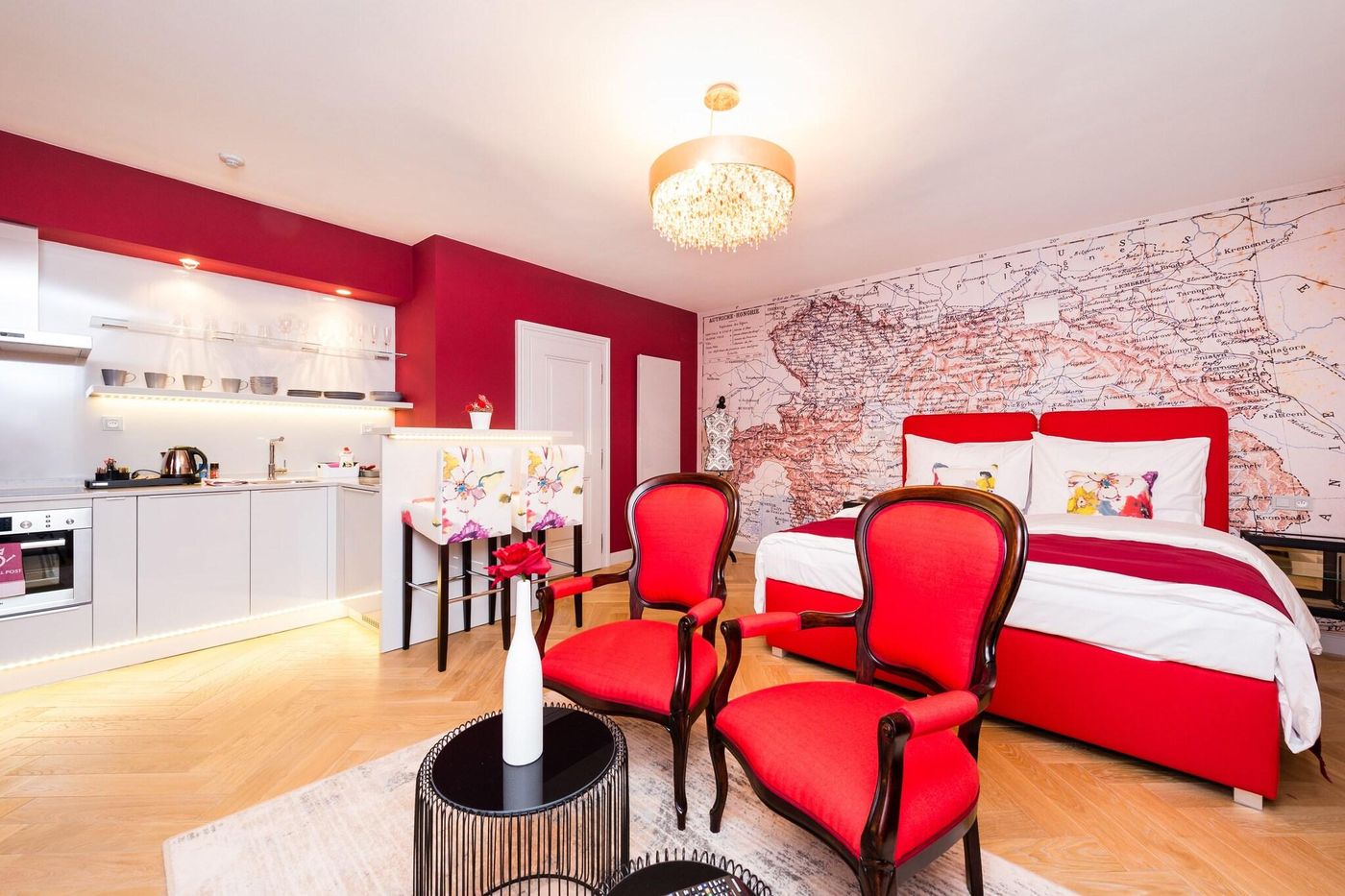 Old-Royal-Post-Hotel-Room-62