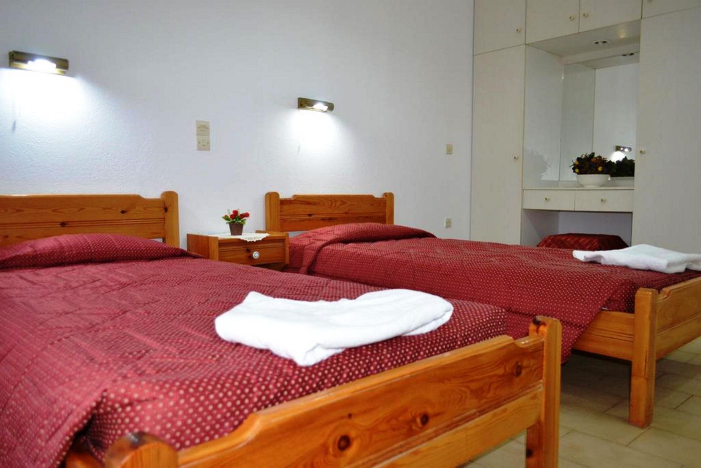 Koskinas-Apartments-Room-7