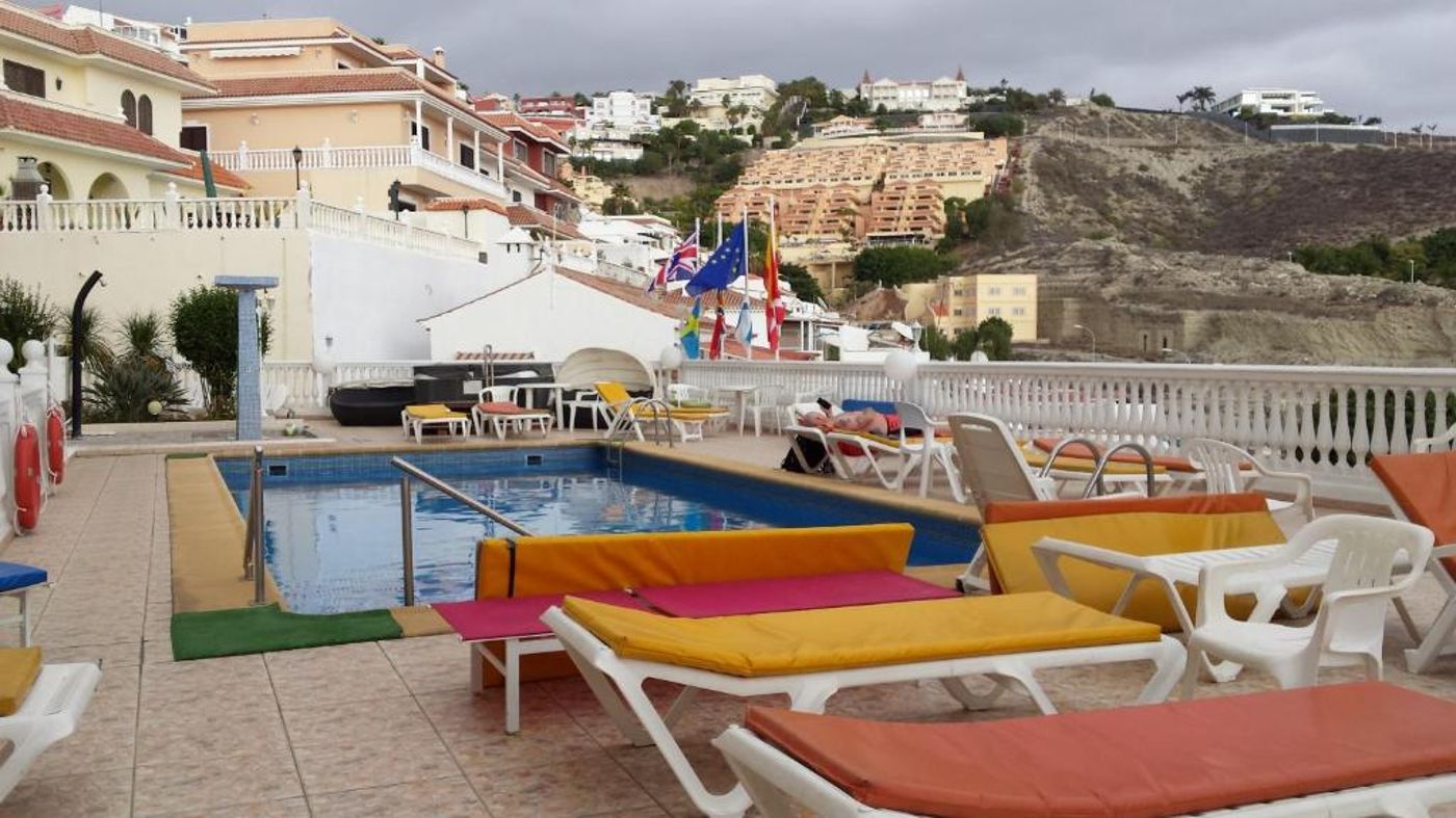 Florida-Park-Club-Pool-4