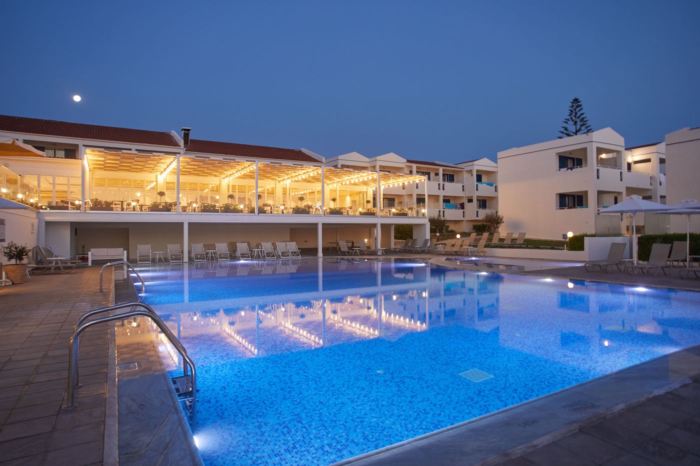 AluaSoul-Zakynthos---Adults-Only--16---Pool-4
